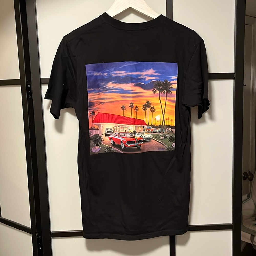 In and Out Burger Golden Hour Shirt Y2K Black Unisex Size Medium